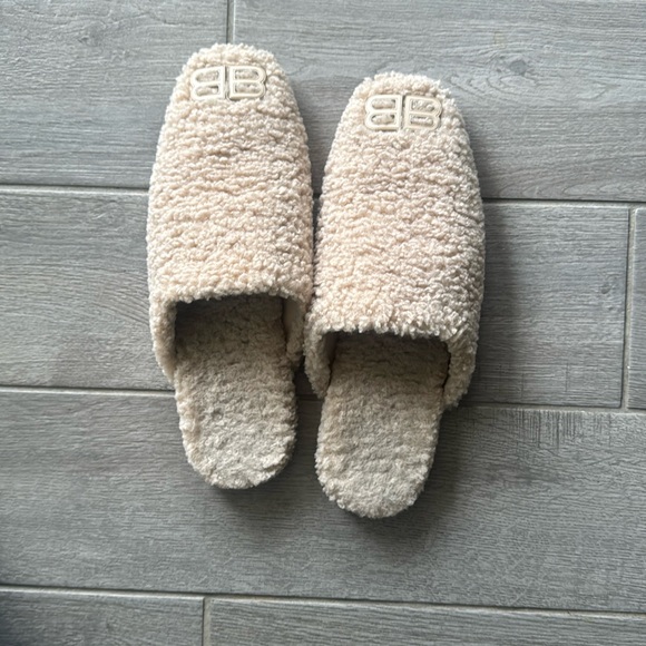 Mens Balenciaga Faux Shearling Slip On Mules Beige - Picture 6 of 7